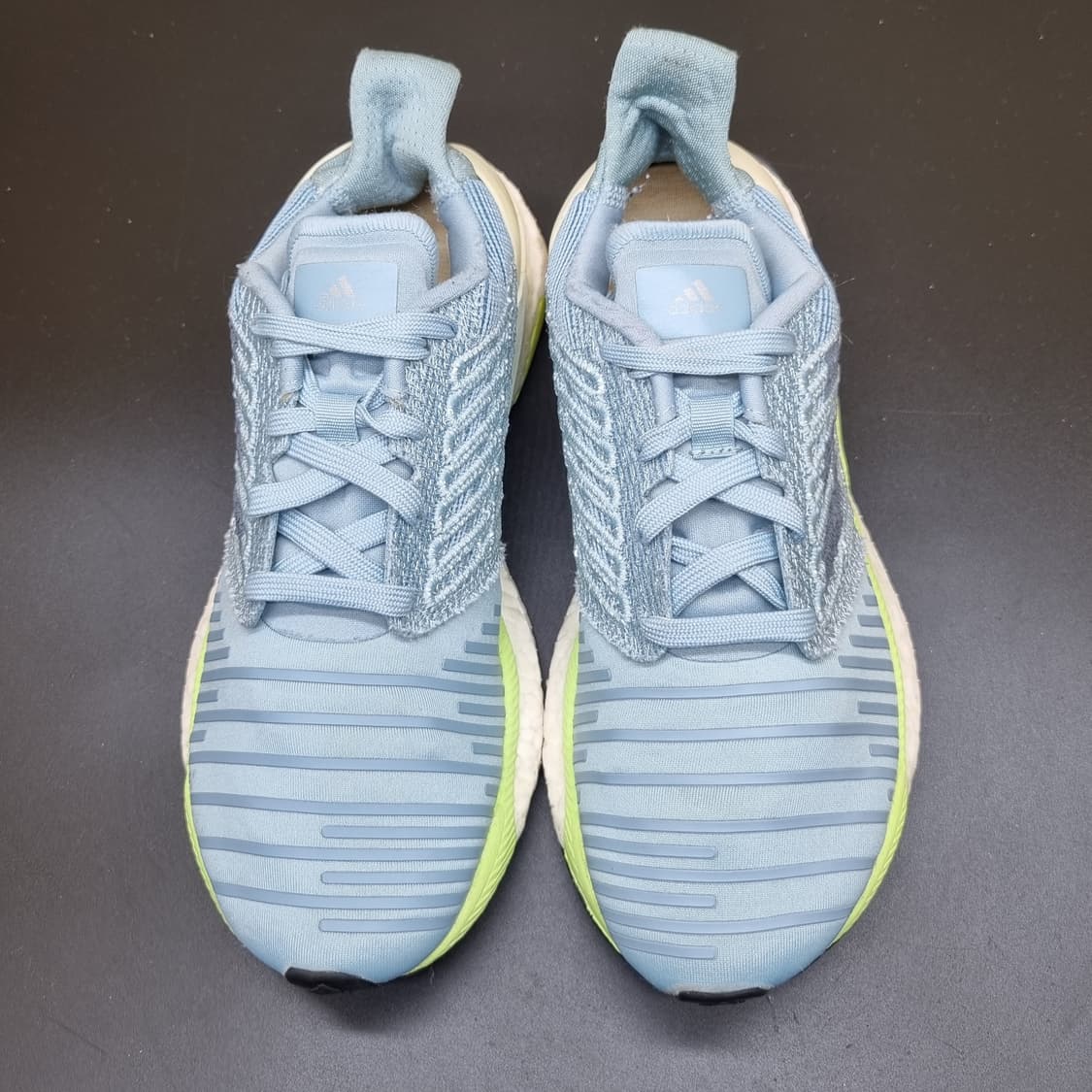 아디다스 솔라부스트19 여성운동화230  상품이미지2