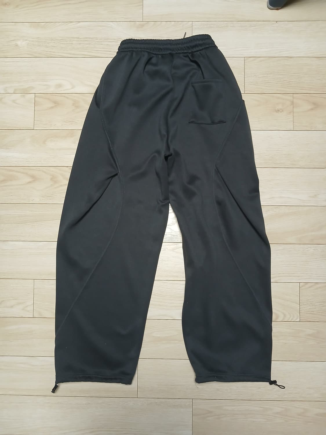 백절개 커브드 스웻팬츠 상품이미지6