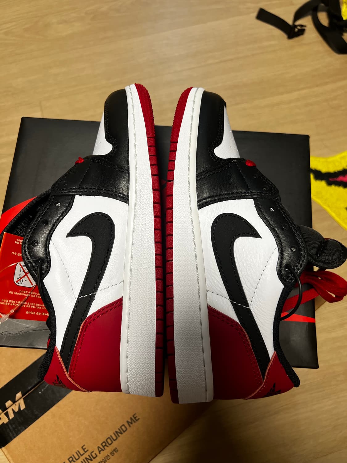 (GS) 조던 1 레트로 로우 OG 블랙토 230 4Y 상품이미지7