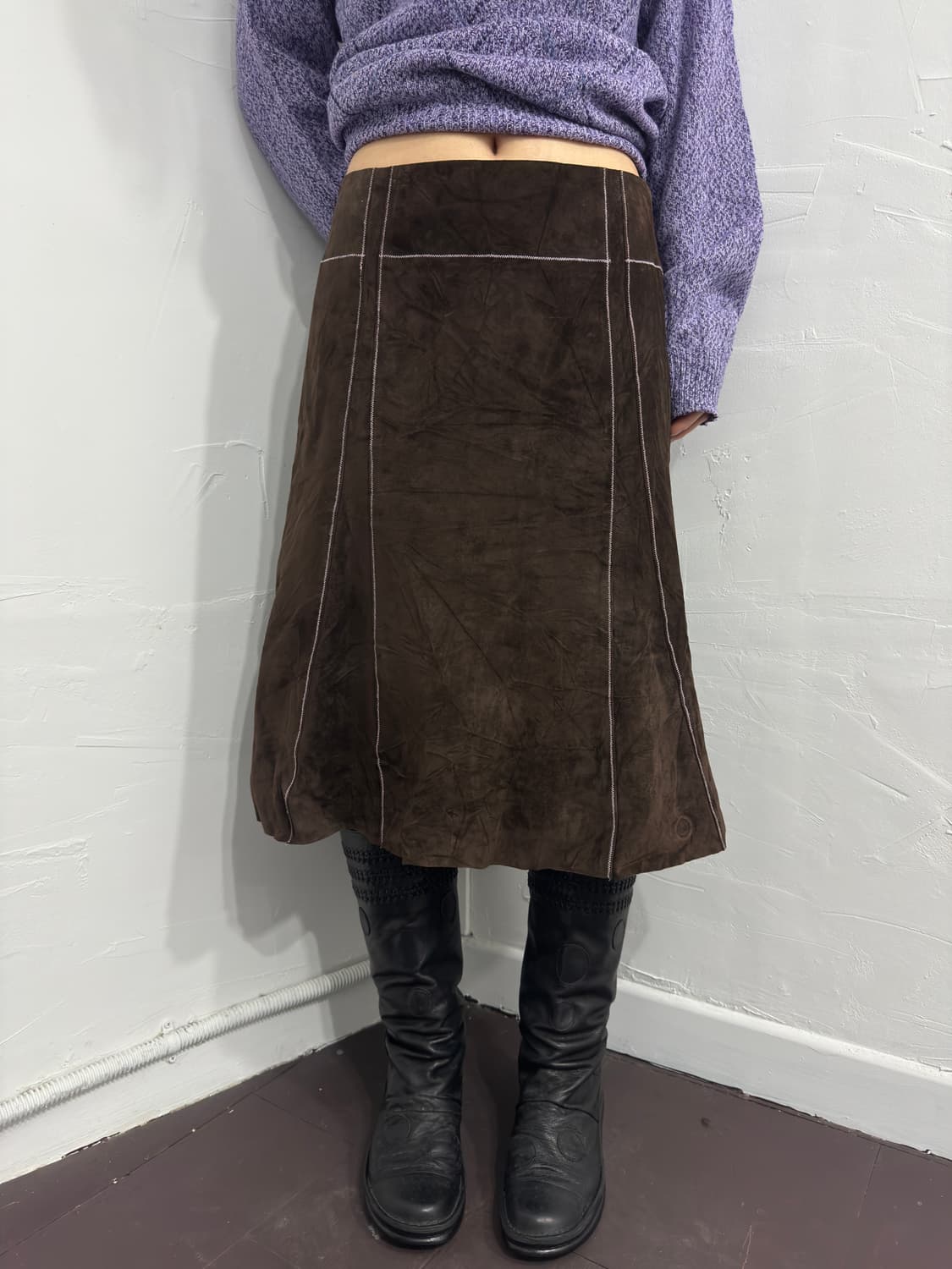 suede line detail midi skirt 상품이미지1