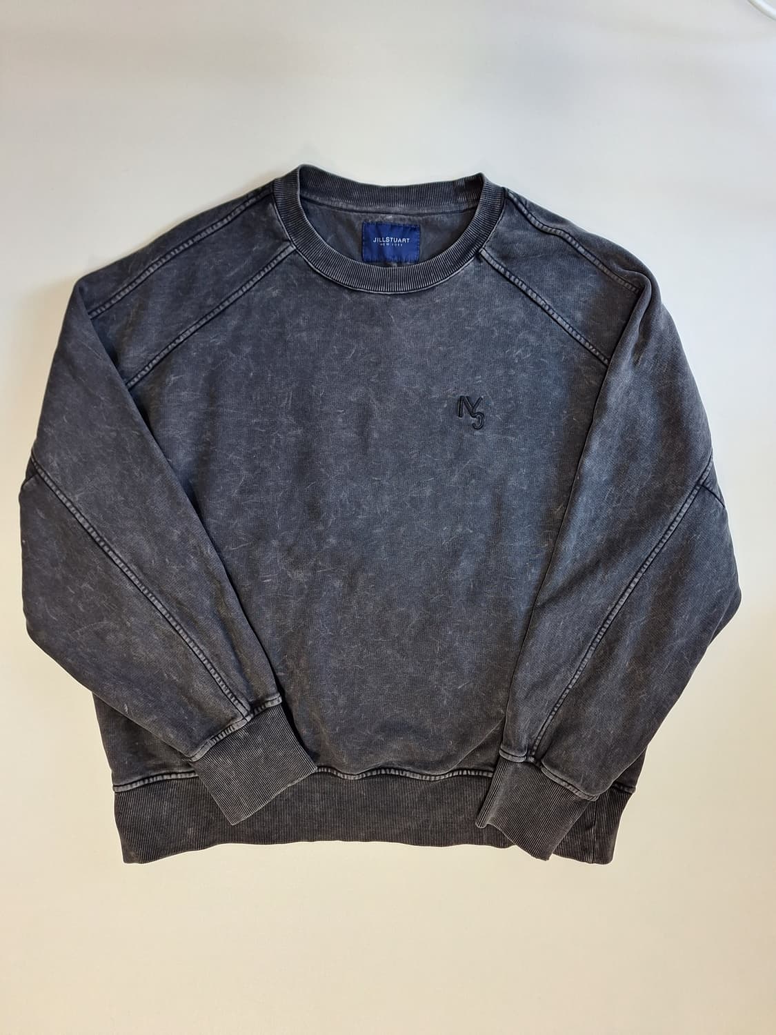 질스튜어트뉴욕 다잉맨투맨 상품이미지1