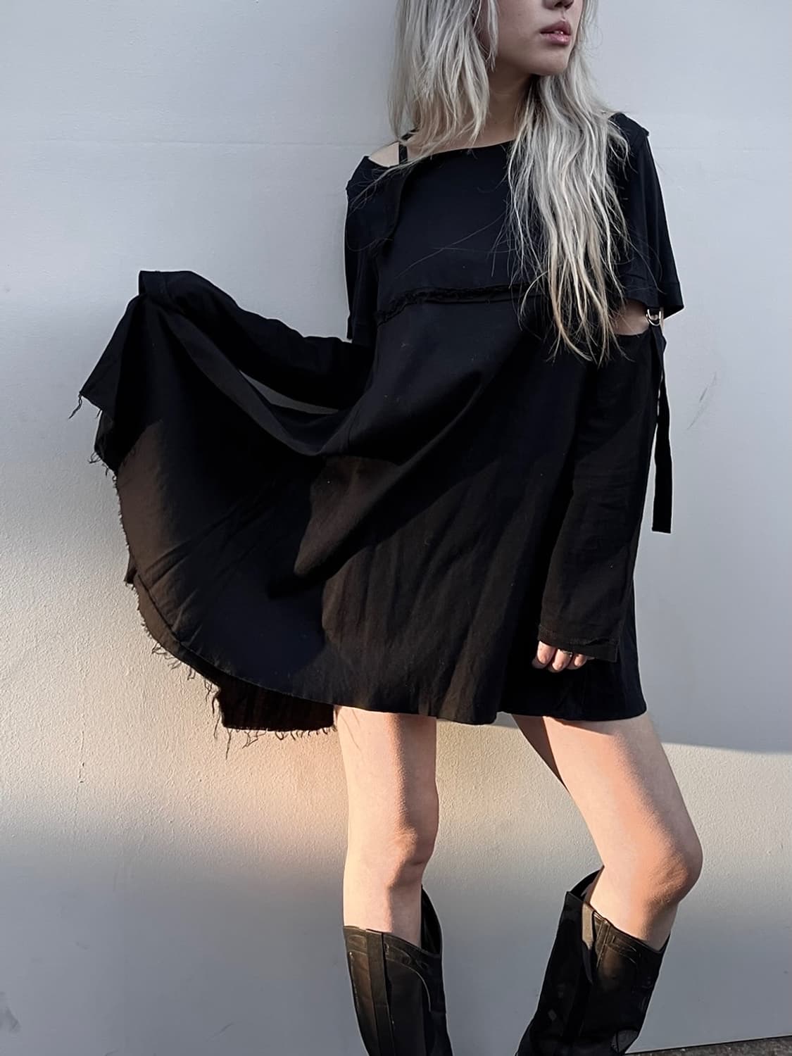 언더커버 수언더커버 언밸런스 디테일 코튼 롱 슬리브 상품이미지1