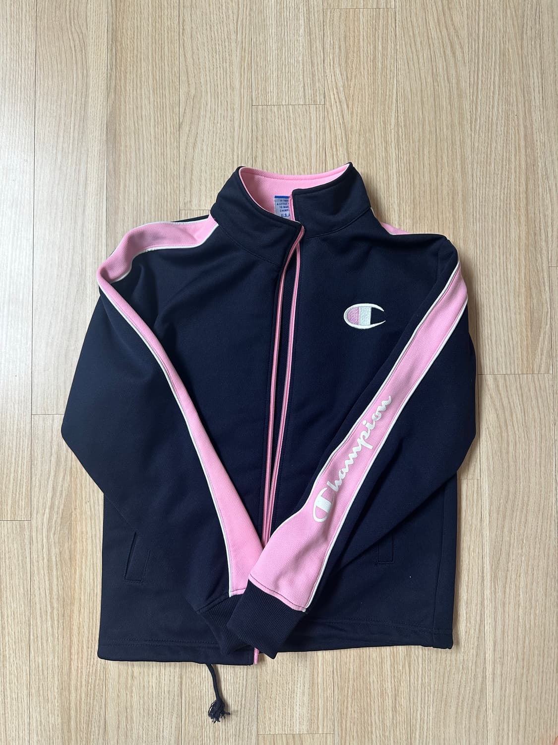 챔피언 집업 상품이미지1