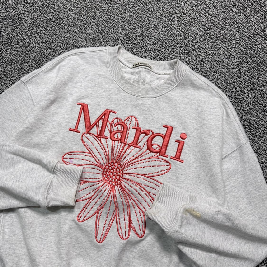 Name : 마르디 시그니처 자수 빅로고 맨투맨 :)  상품이미지2