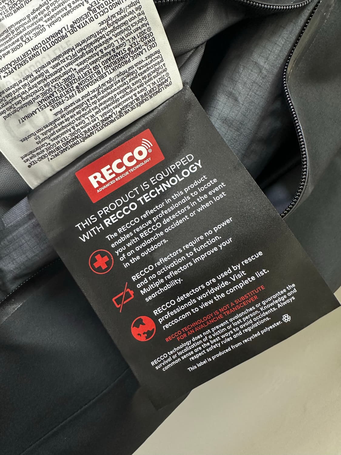 아크테릭스 베타 M 블랙 바람막이 상품이미지9