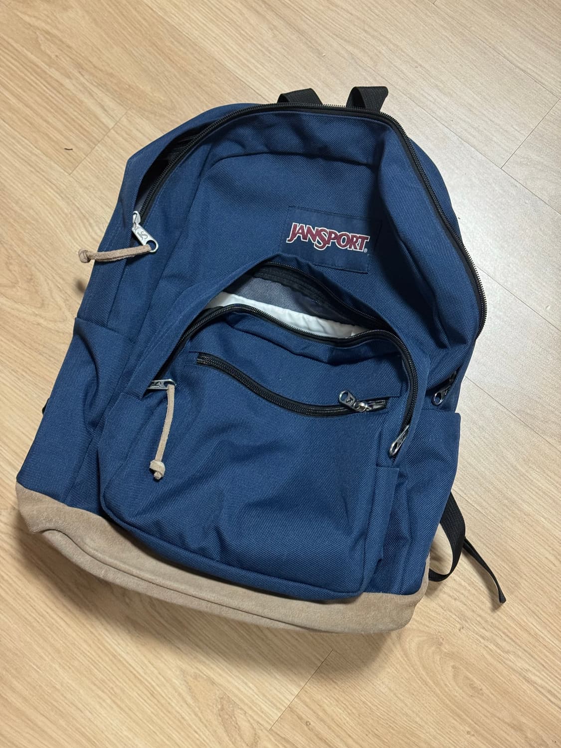 잔스포츠 라이트백 백팩 네이비  상품이미지1