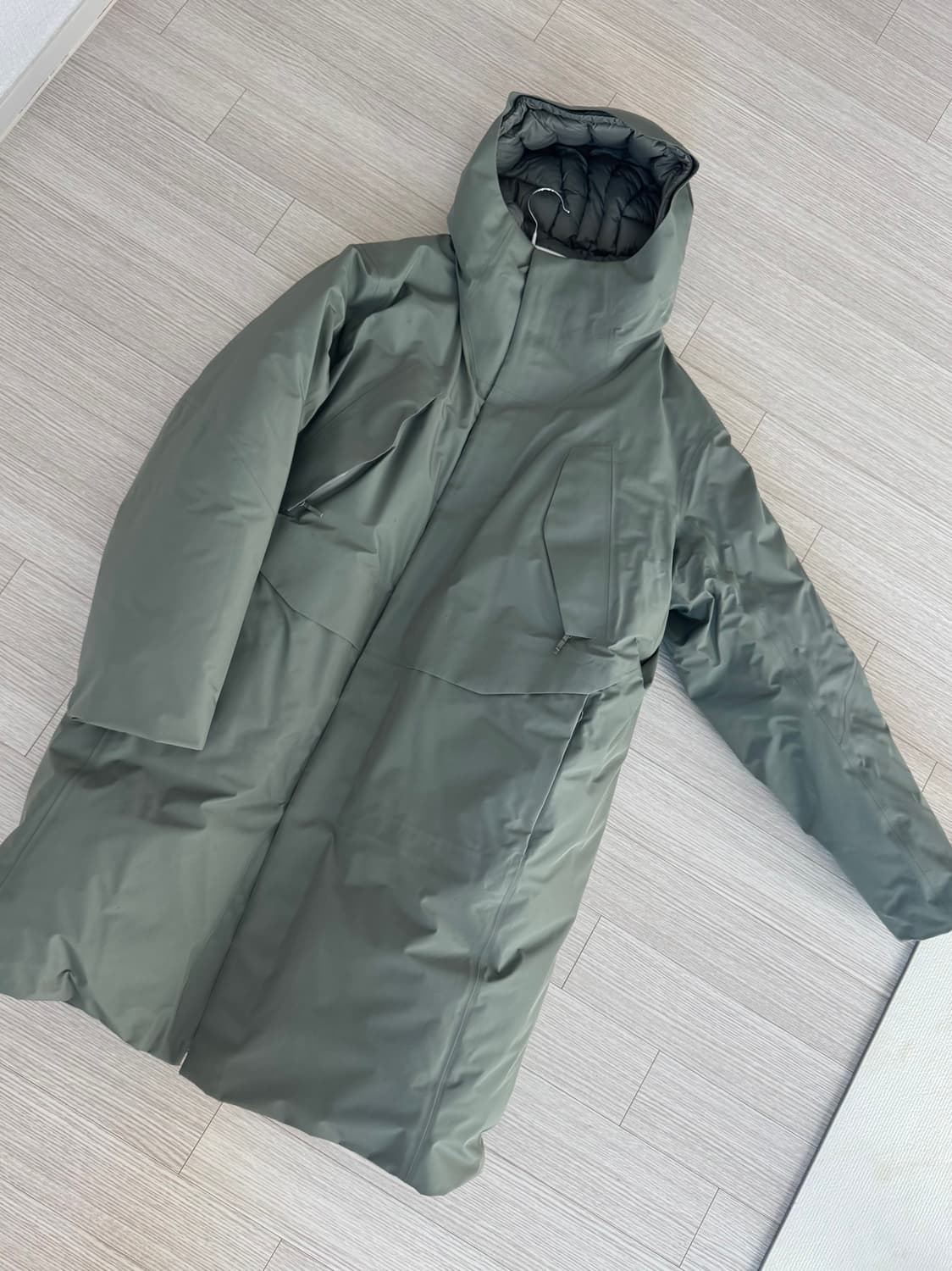 아크테릭스 베일런스 소린 다운 파카 M 상품이미지1