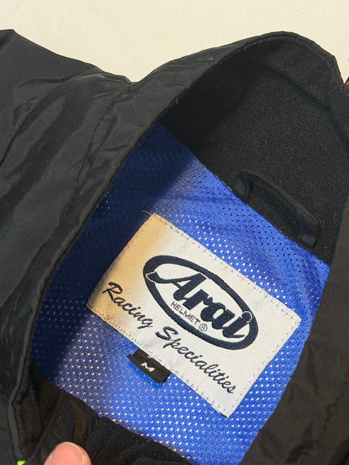 아라이 ARAI 구형 바람막이 블랙 네온 상품이미지4