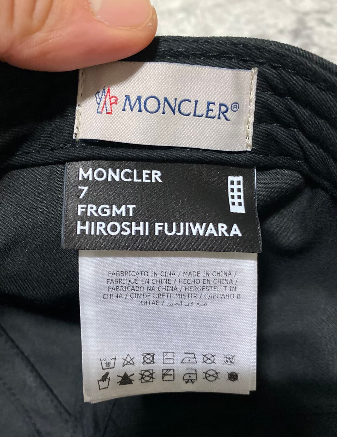 [OS] 몽클레어 X 프라그먼트 캡 블랙 상품이미지7