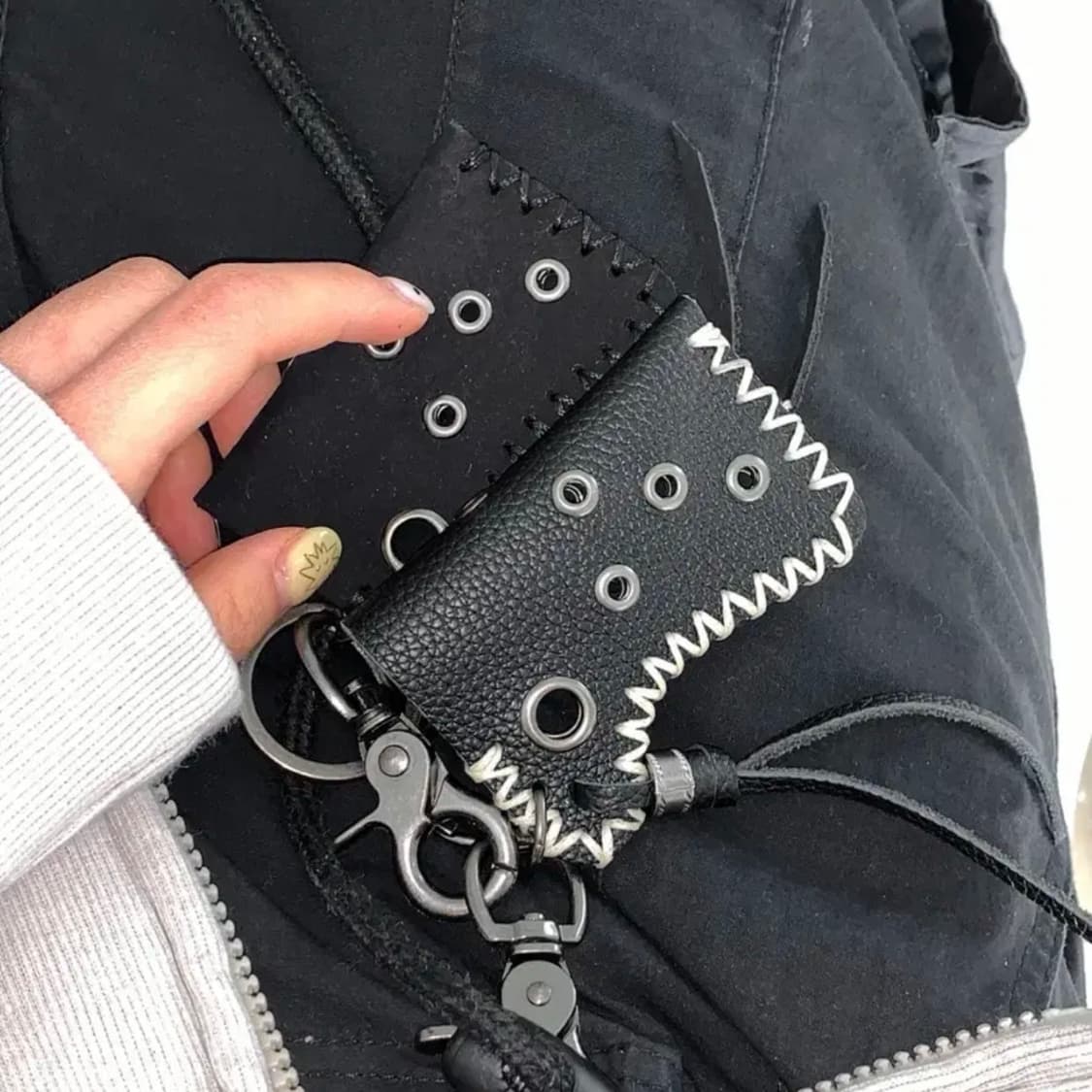 에이블리 블루씨티 카우 포켓 실버 메탈 키체인 열쇠고리 키링 상품이미지3