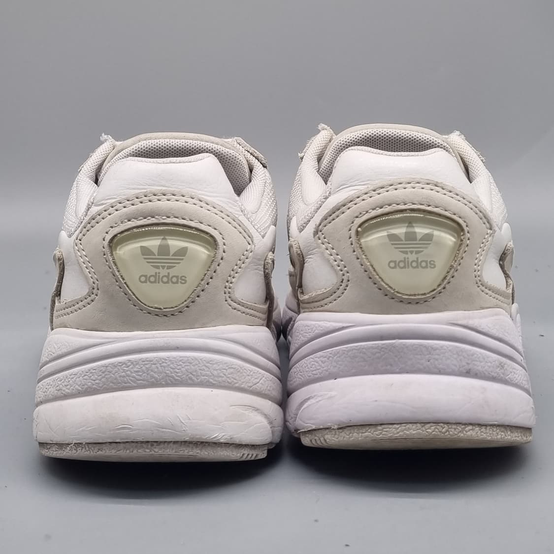 아디다스 팔콘 여성운동화230 상품이미지4