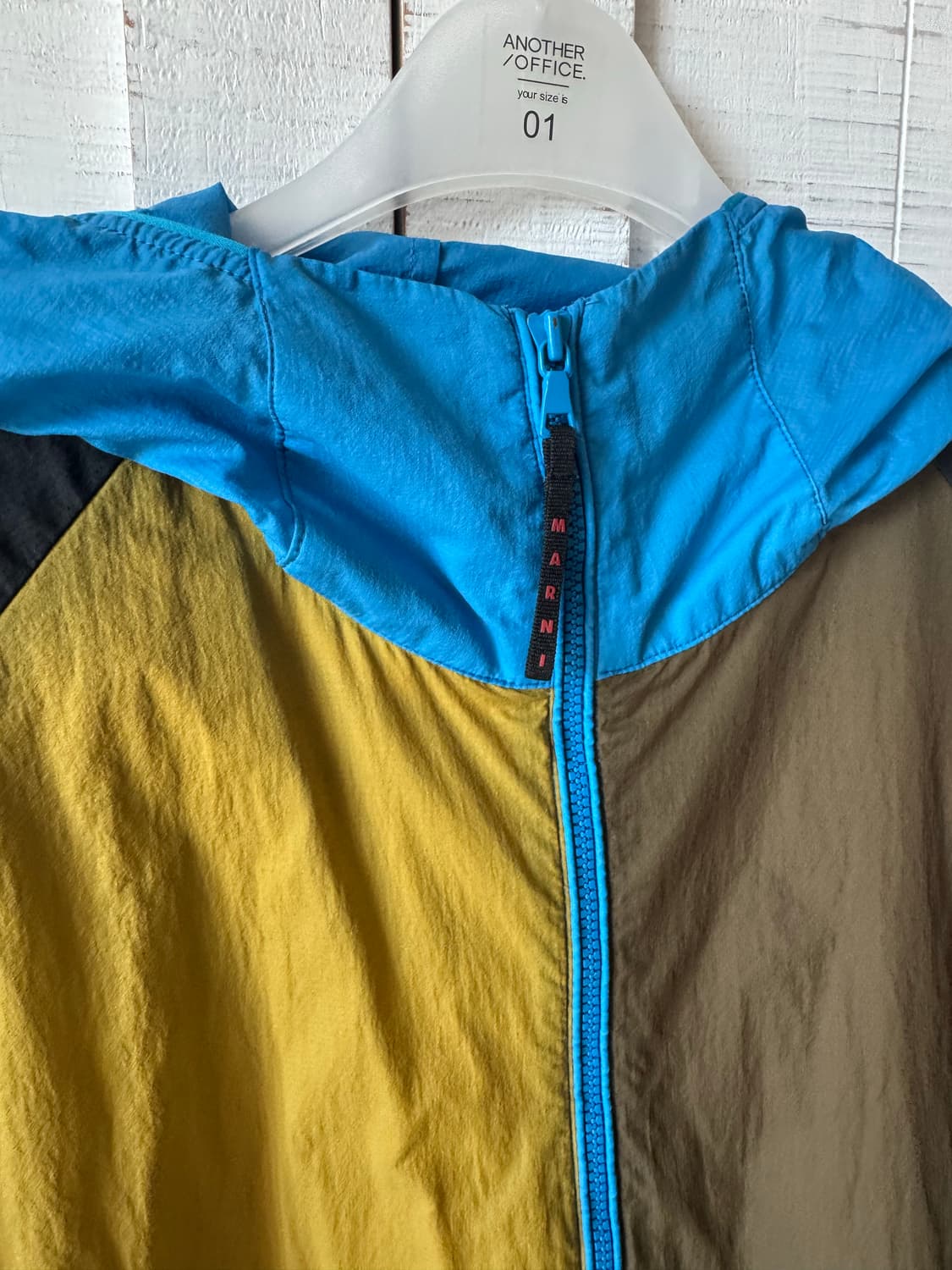 유니클로 마르니 바람막이 윈드브레이커 자켓 상품이미지2