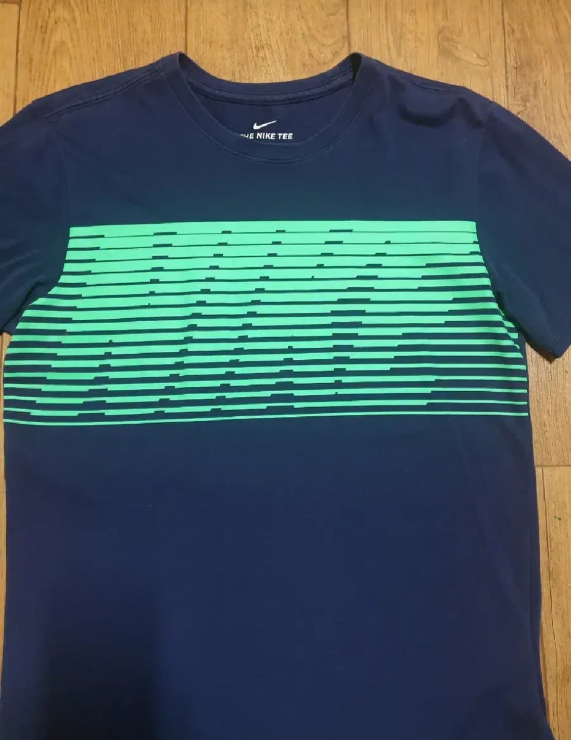 나이키 반팔티 90 사이즈입니다 상품이미지4