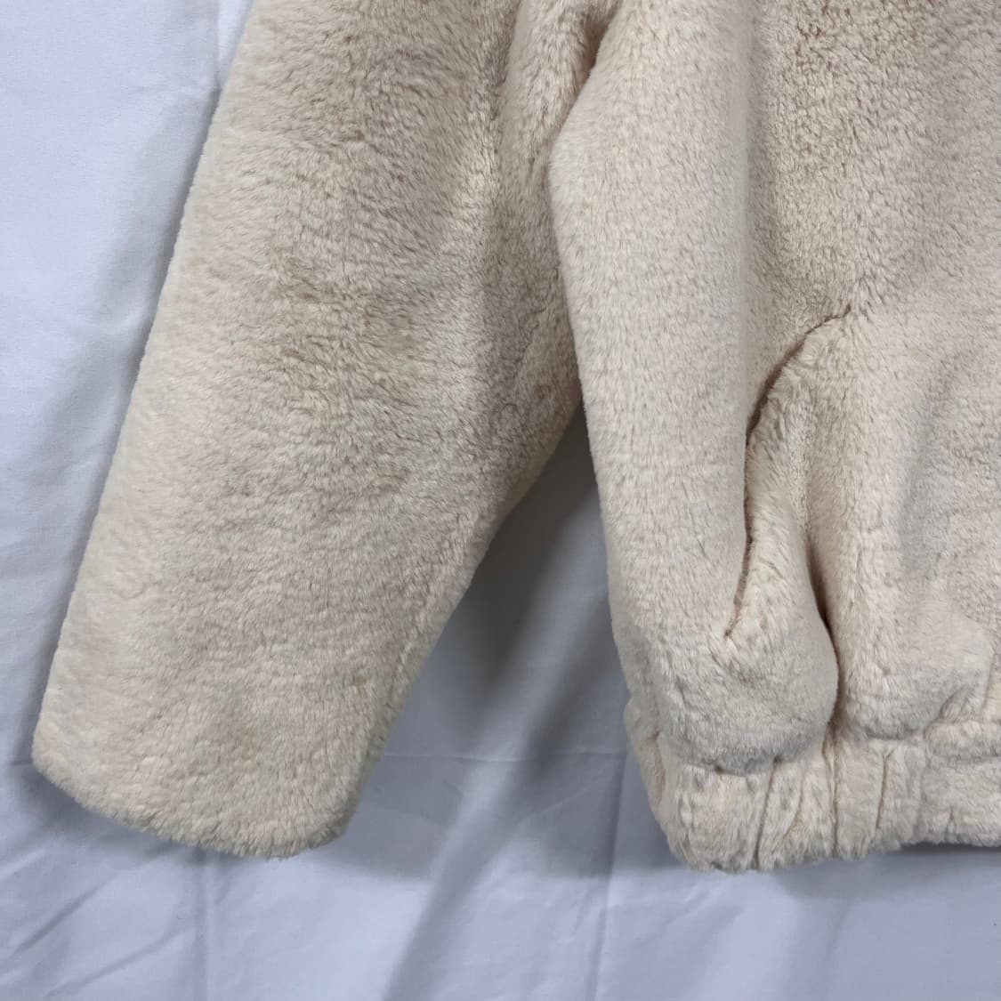 산드로(SANDRO) 양가죽 배색 털 자켓 상품이미지4