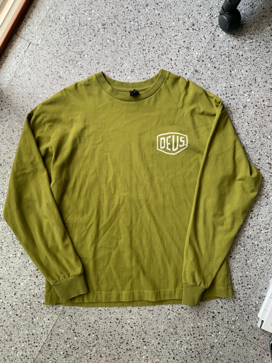 DEUS 데우스 엑스 마키나 삼청 롱슬리브 그린 상품이미지2