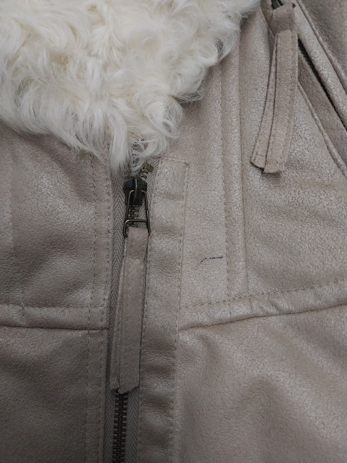 soup 퍼 무스탕 아이보리 자켓 66 (55까지) 상품이미지3