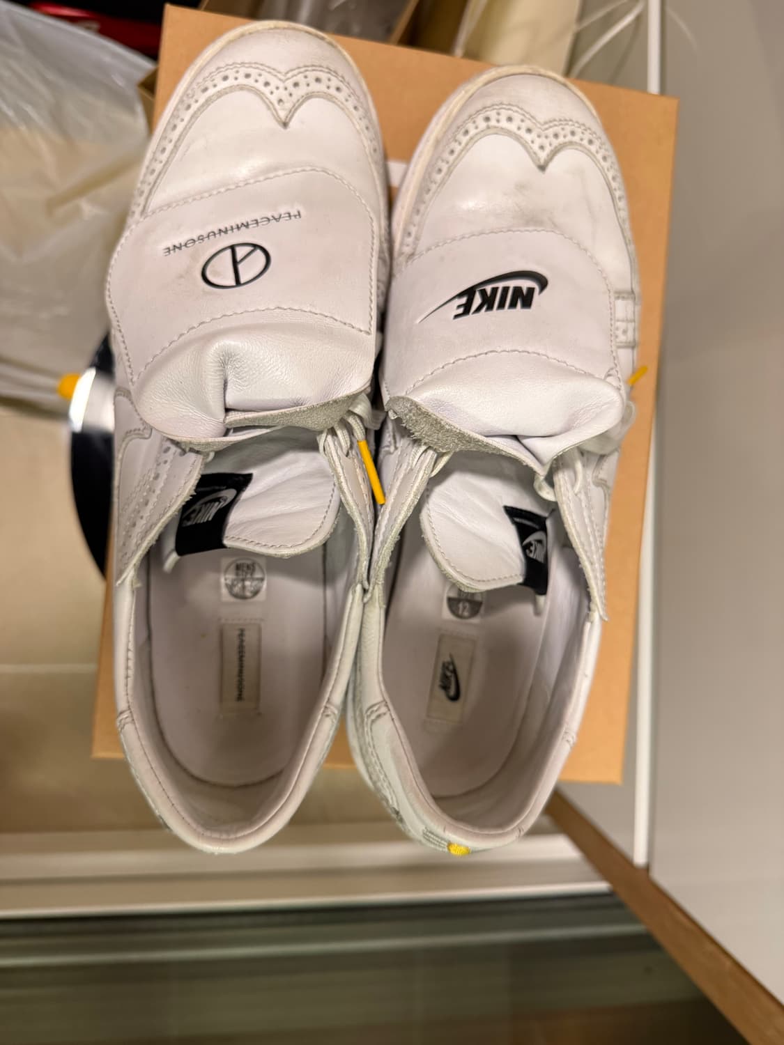 나이키 x 피스마이너스원 권도1 화이트 300 상품이미지3