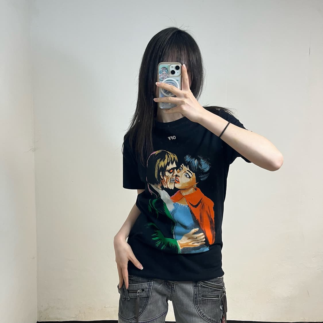 Off-White 19SS kiss t-shirt 상품이미지1