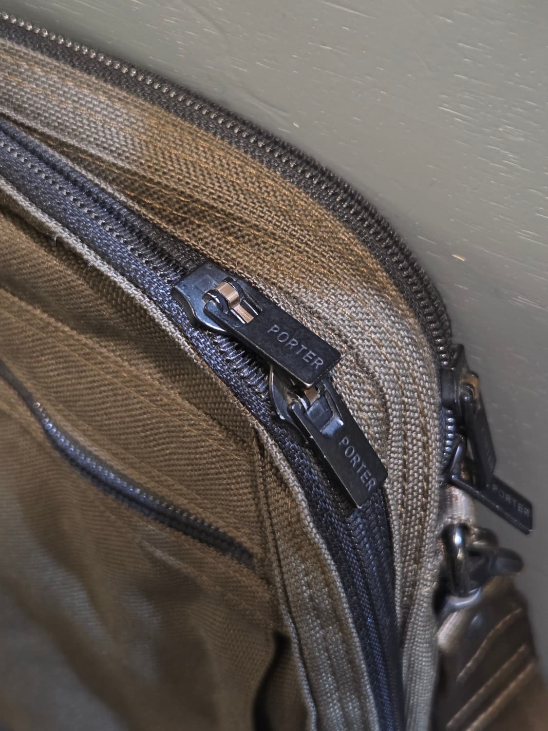 PORTER 포터 카키브라운 크로스백💯 상품이미지5