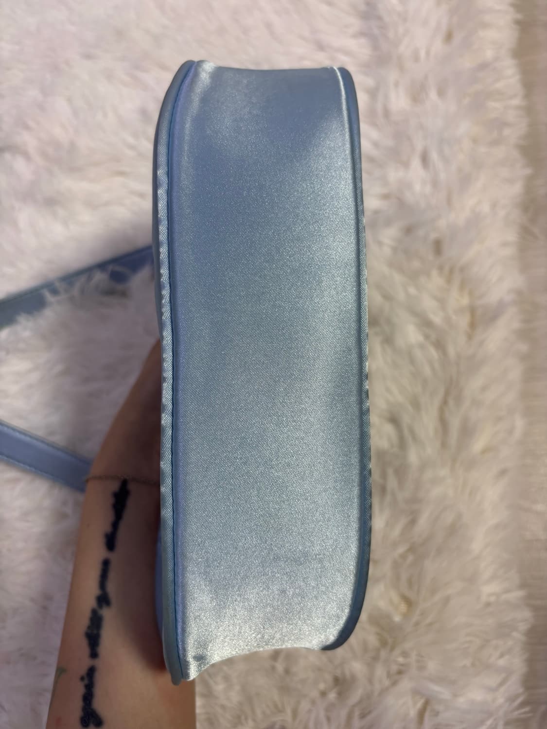 더미스테리어스호텔 새틴백 블루 상품이미지3