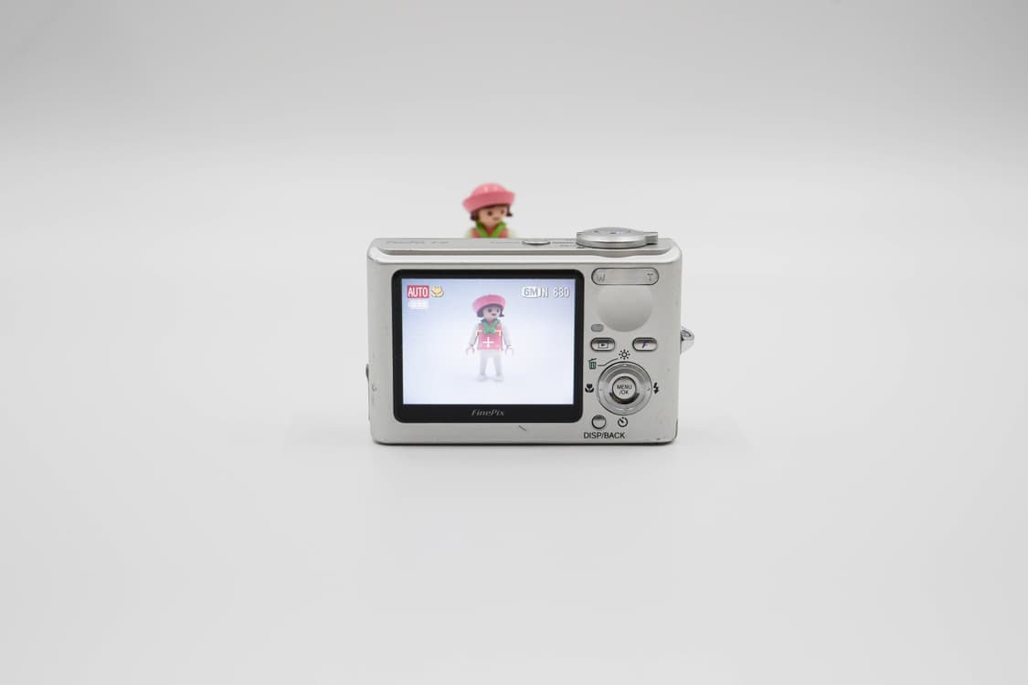 Fujifilm Finepix F10 (후지필름 파인픽스 F10) 상품이미지2