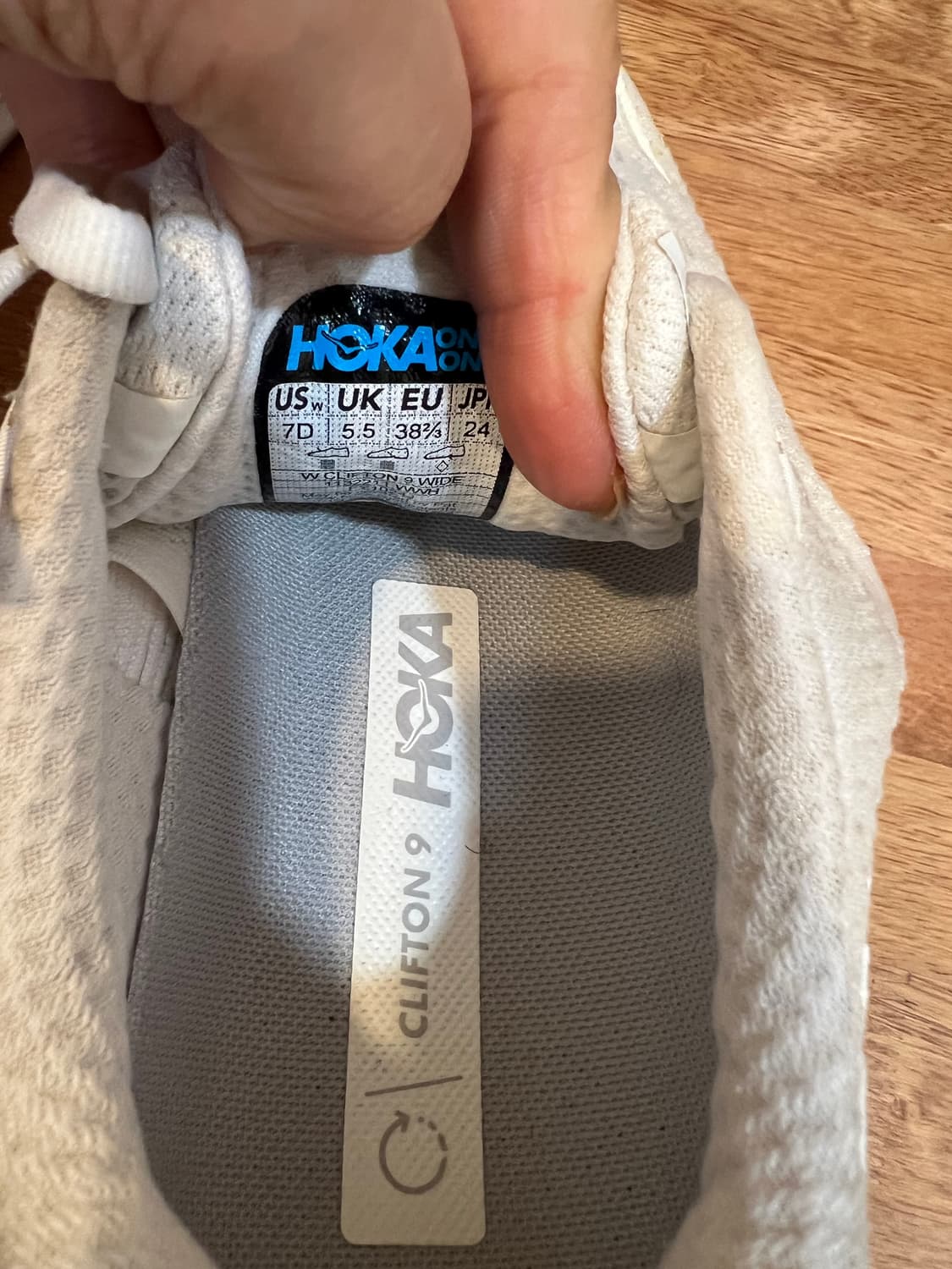호카 HOKA  여성 아이보리 러닝스니커즈 운동화 상품이미지10