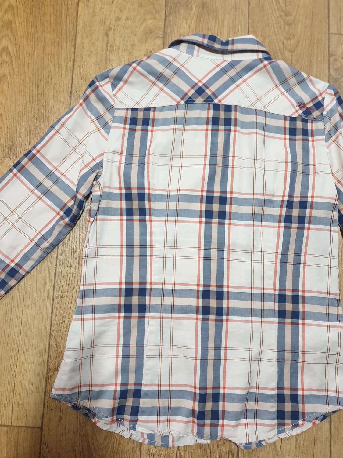 1076 헤지스 긴팔 남방셔츠 90 사이즈입니다 상품이미지5