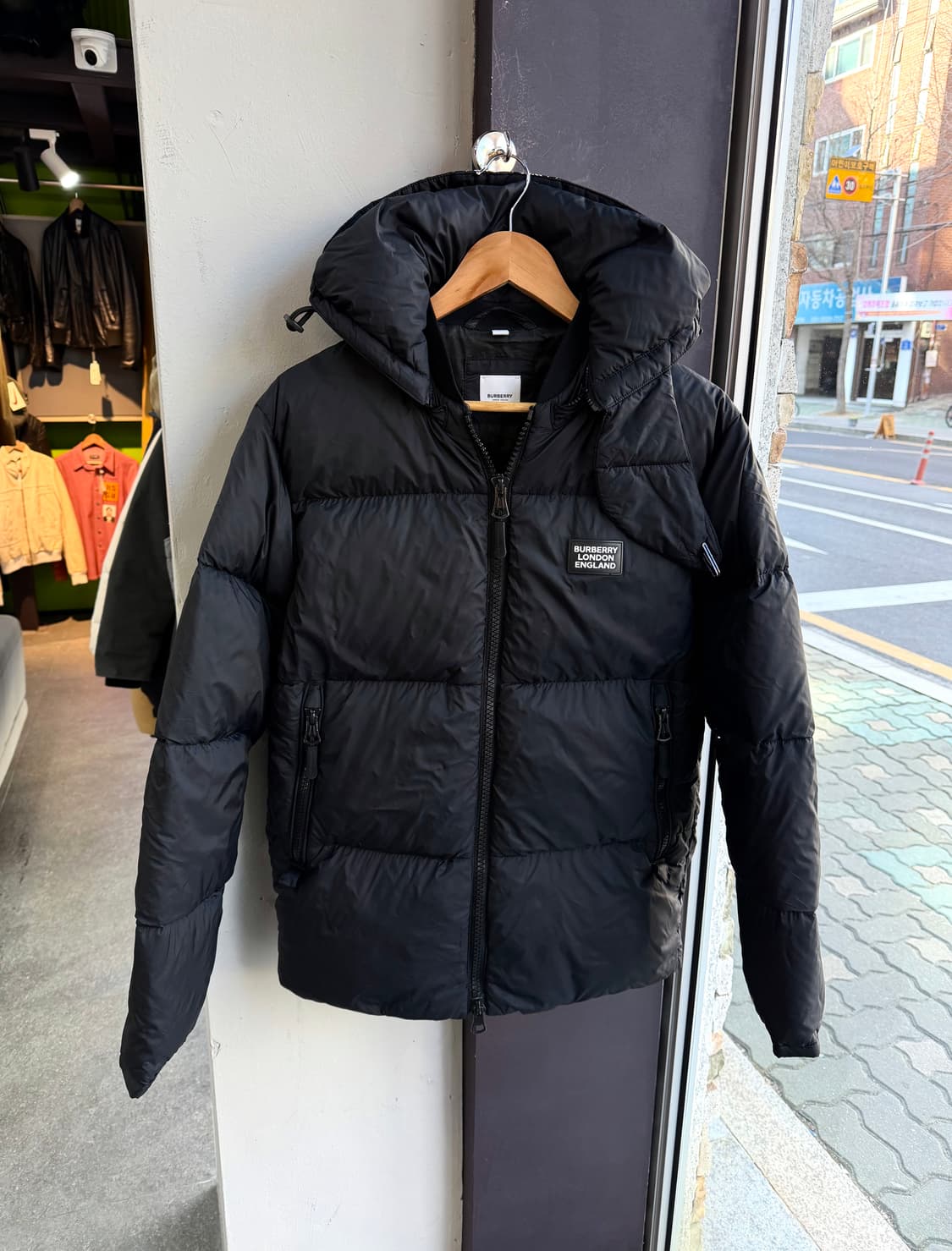 .95/ 버버리 신형 로고패치 TB 후디 구스패딩 상품이미지2