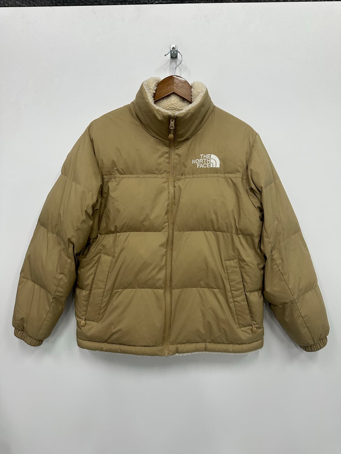 노스페이스 리버시블 베이지 패딩  상품이미지1