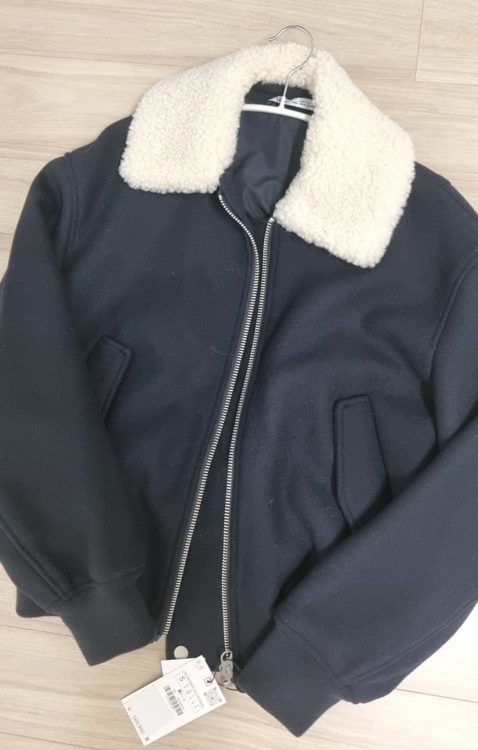 [새상품] 자라 콘트라스트 칼라 봄버 자켓 상품이미지3