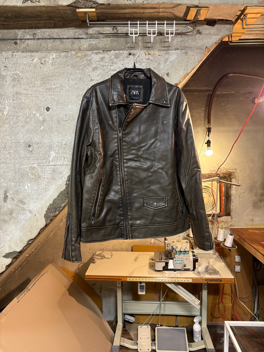 ZARA 에코 레더 라펠 칼라넥 라이더 상품이미지2