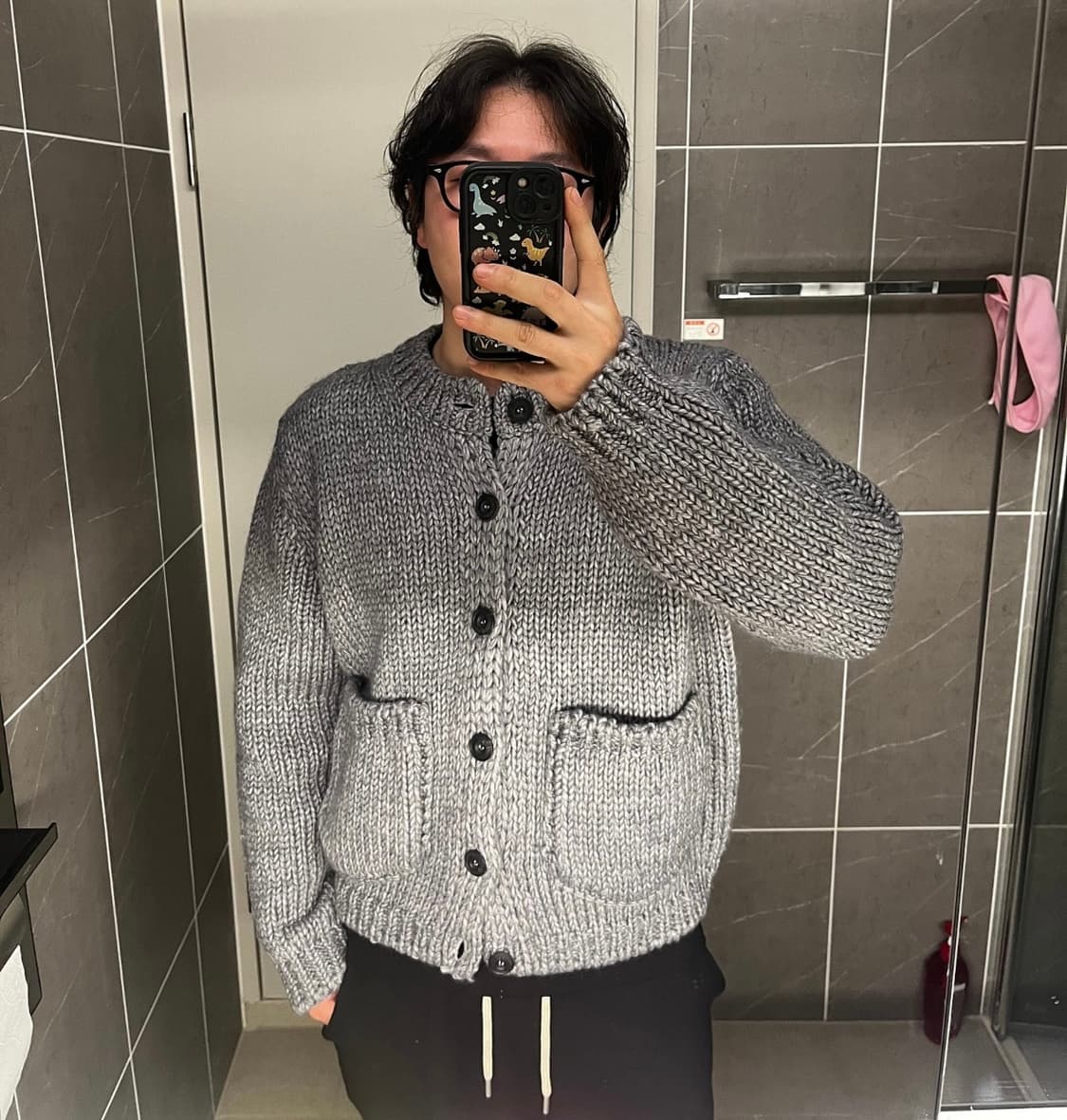 stu 에스티유 가디건 디멘션 그레이 L팝니다 상품이미지3