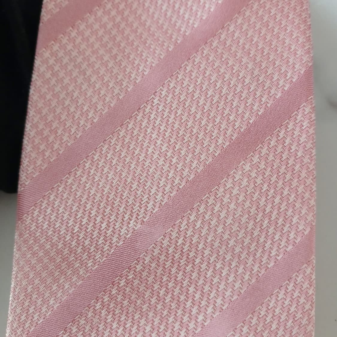 아쿠아스큐텀 실크 핑크 스트라이프 넥타이 8.7cm A+등급 A19007 상품이미지6