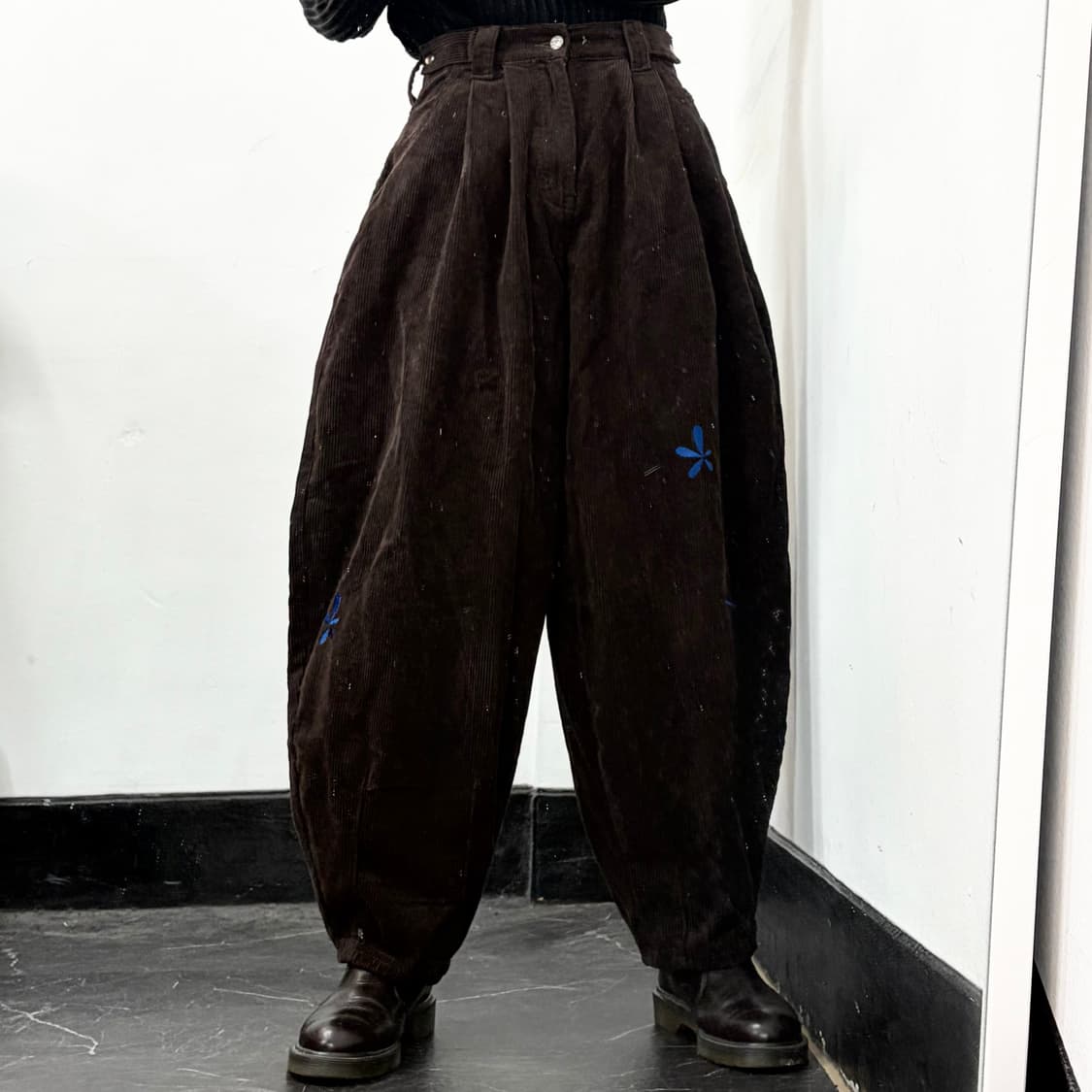 글랙 투턱 코듀로이 벌룬 팬츠 상품이미지3