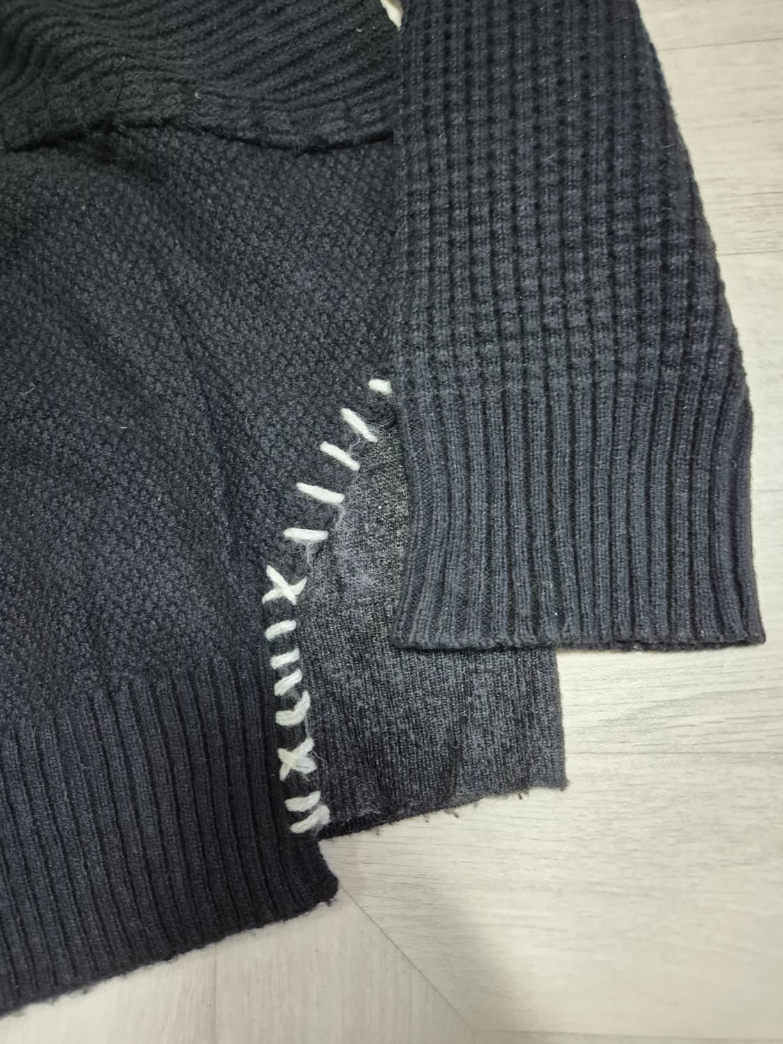 정품 디젤 패치워크 라운드 니트 상품이미지3