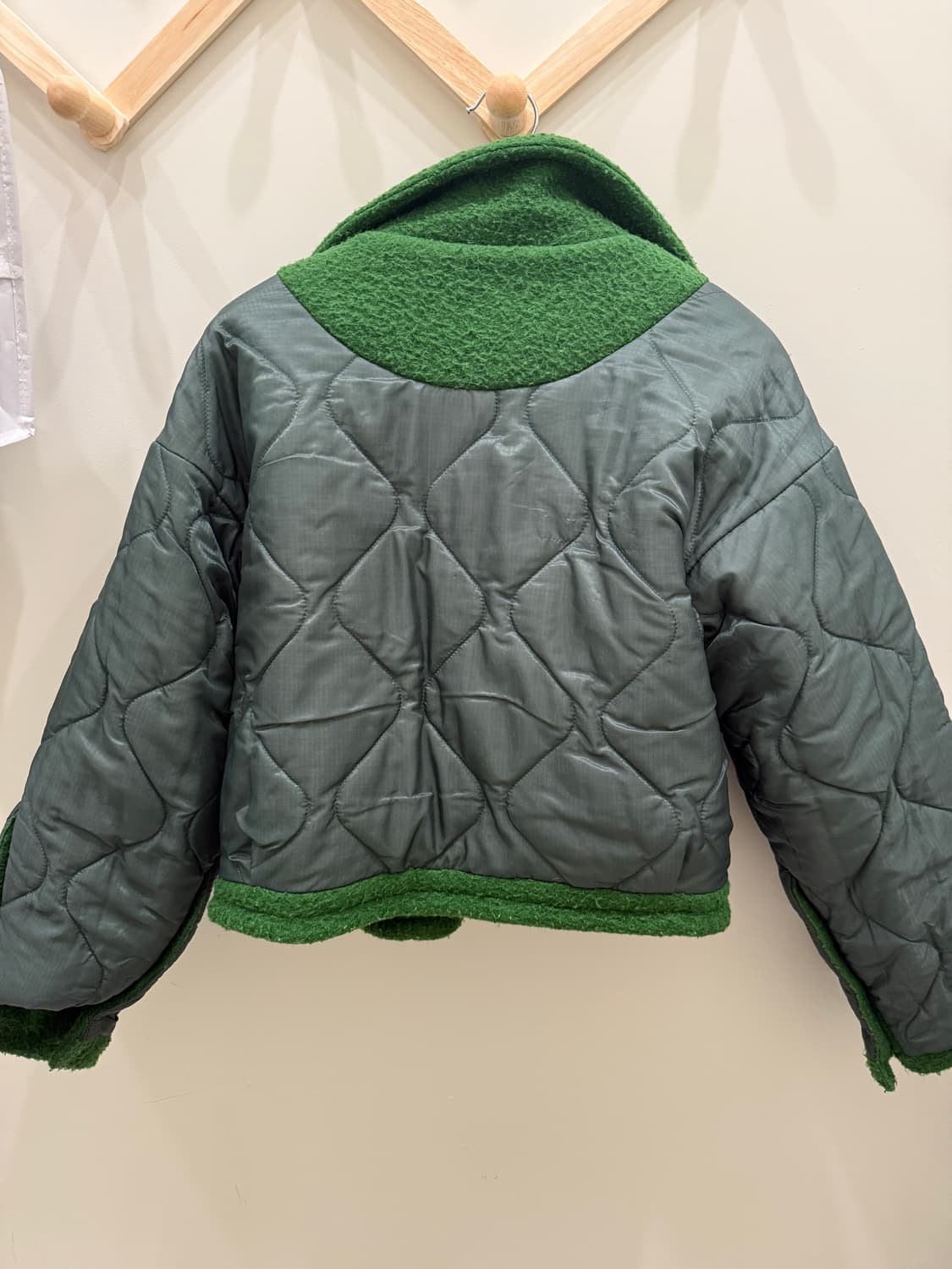 더일마 울 코랄투웨이자켓 리버시블 (그린) 상품이미지7