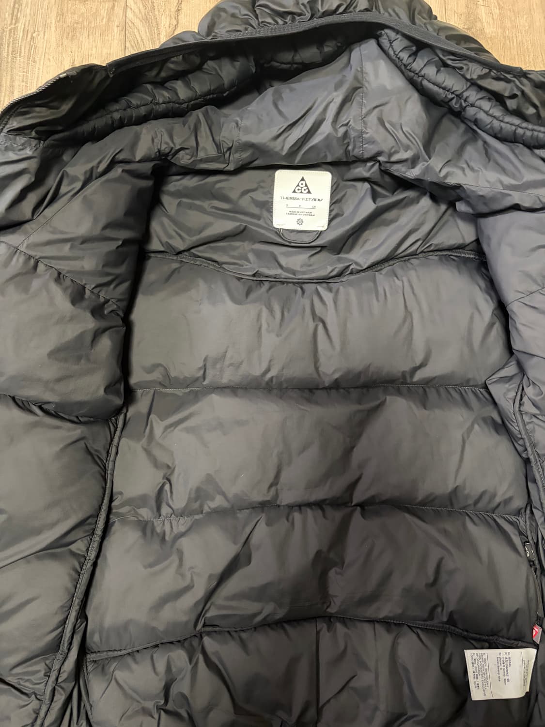 나이키 acg 써마핏 패딩 상품이미지2