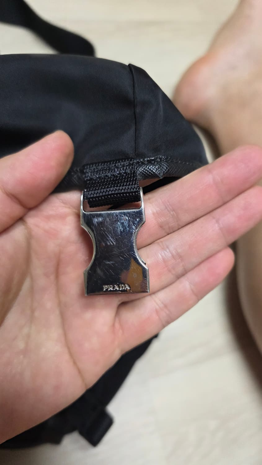 2vh991 L 프라다 바이커 백 상품이미지6