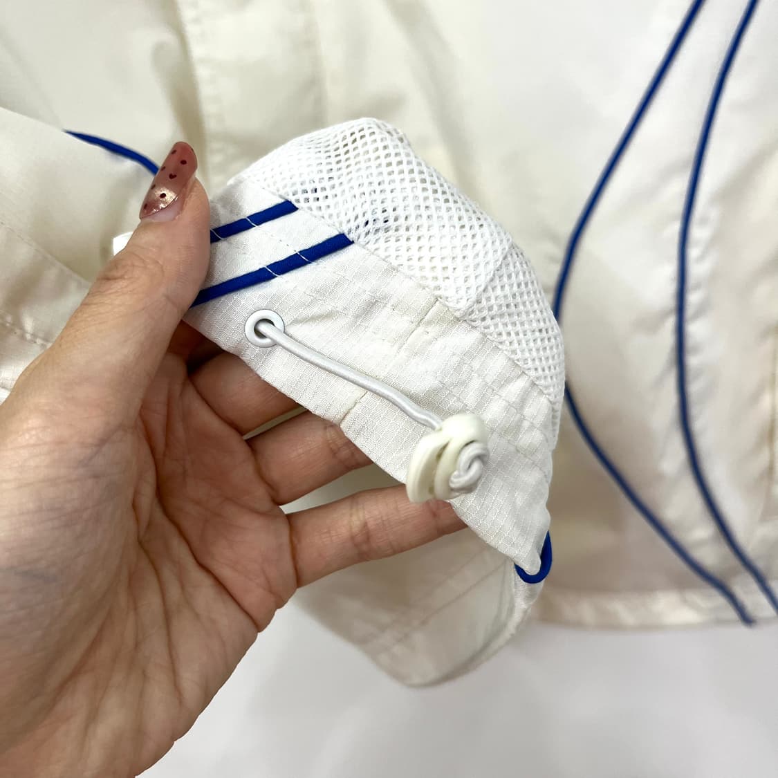 아디다스 그리스 흰파 포카리 후드 바람막이 자켓 상품이미지5