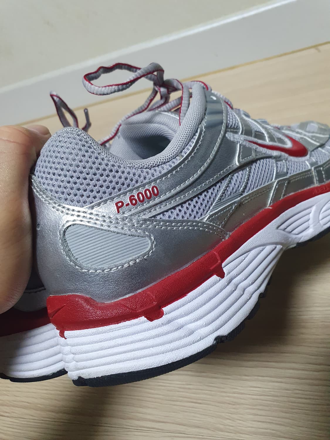 나이키 P-6000 실버/레드 운동화 280 상품이미지6
