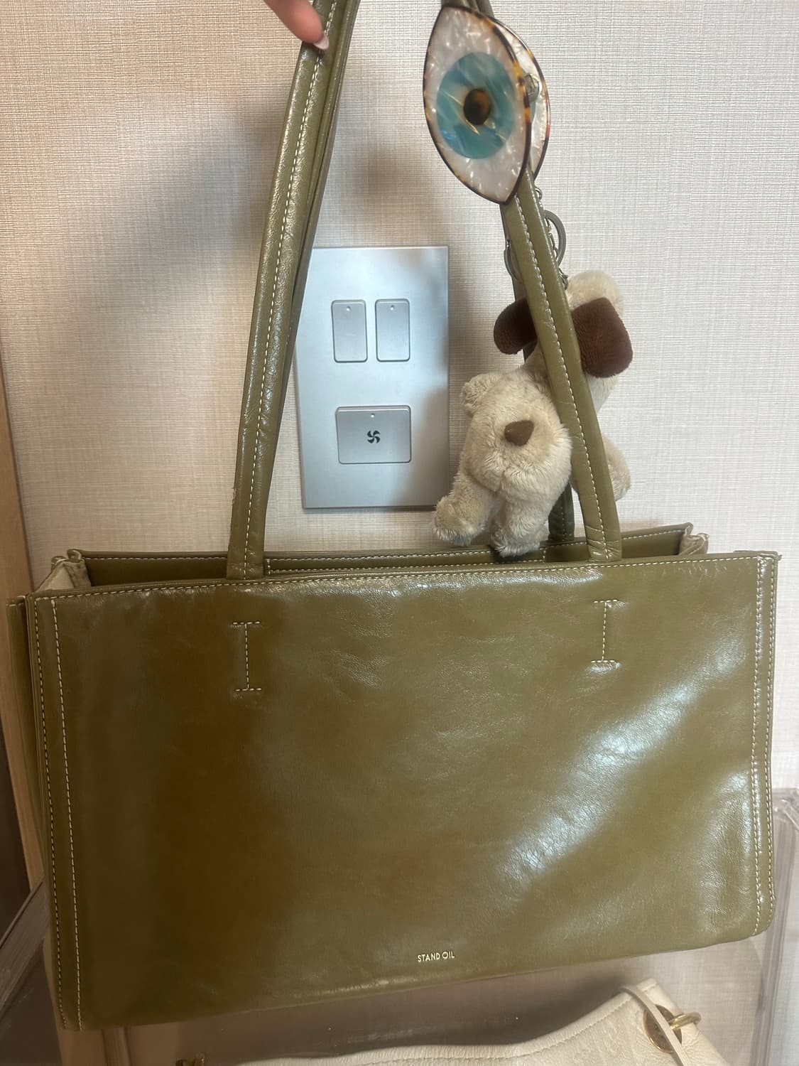 스텐드오일 토트백 판매합니다 상품이미지1