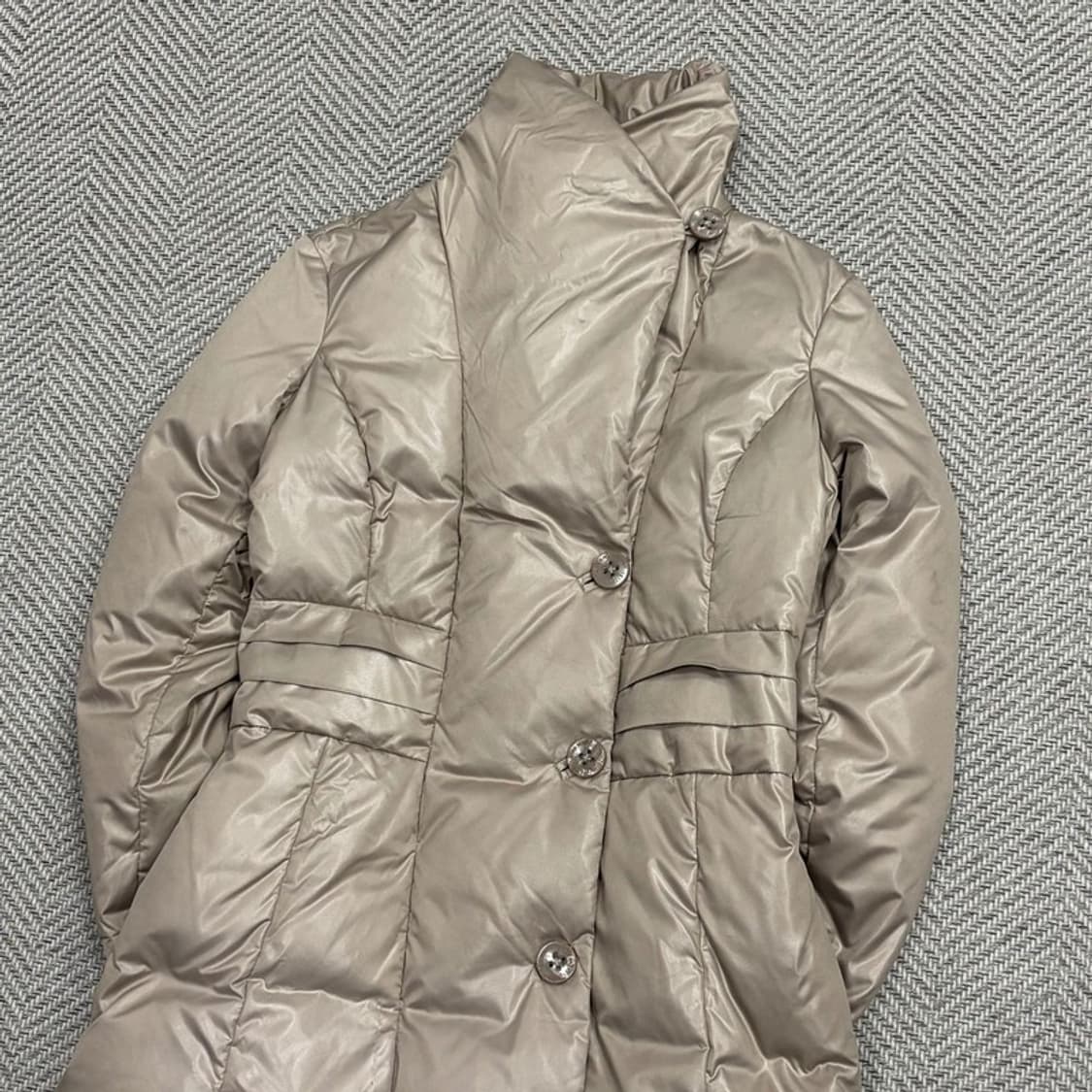 아르마니 꼴레지오니 구스다운 숄카라 패딩v1533 상품이미지5