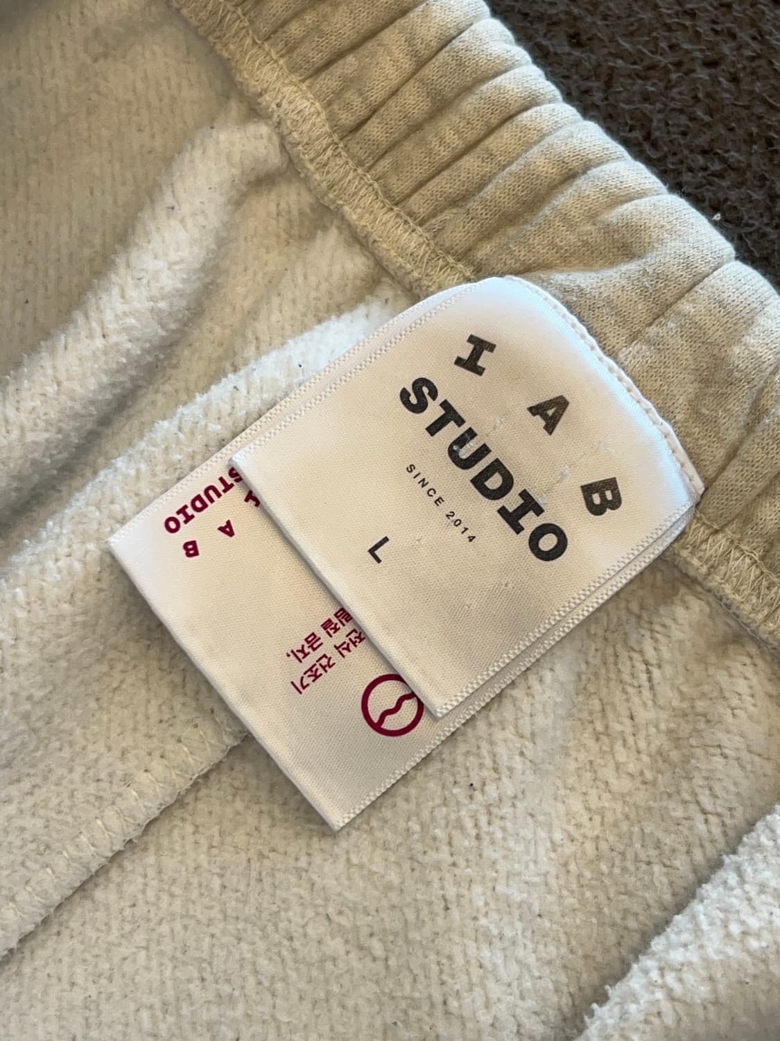 아이앱 스튜디오 오트밀 버건드 스웻 처분  상품이미지3