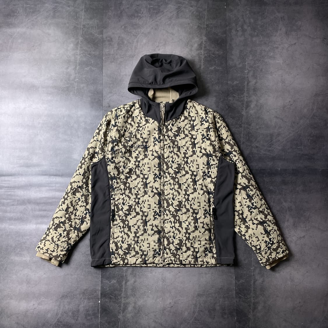 COLUMBIA 컬럼비아 빈티지 카모 후드 윈드브레이커 A00570 상품이미지1
