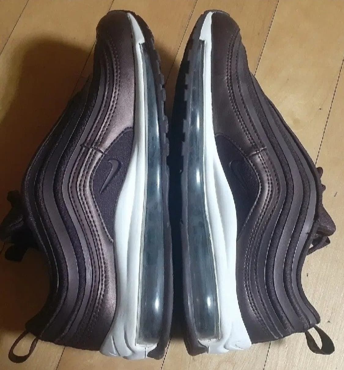 에어맥스97 울트라 17 메탈릭 마호가니 240 상품이미지6