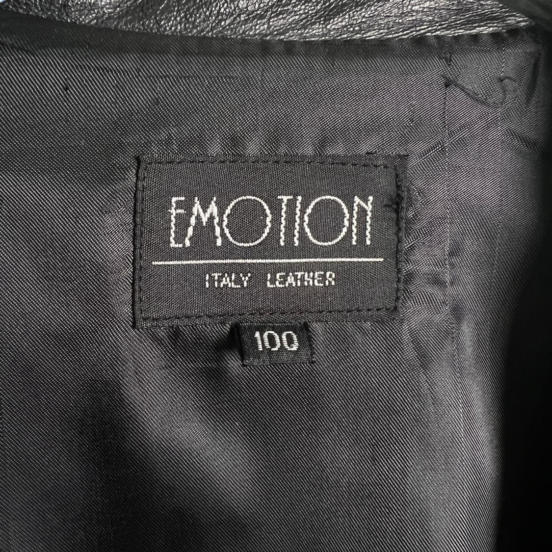 EMOTION 빈티지 블랙 소가죽 벨티드 자켓 100 상품이미지3