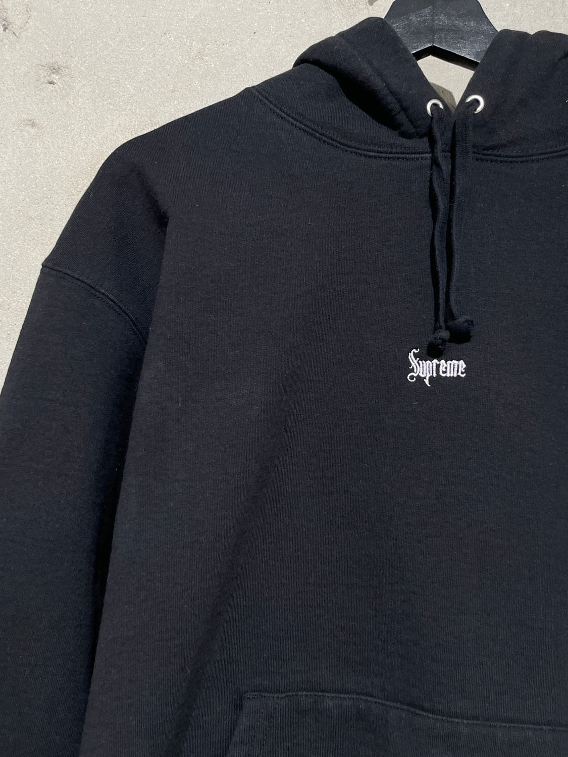 슈프림 블랙 마이크로 로고 후디 상품이미지2