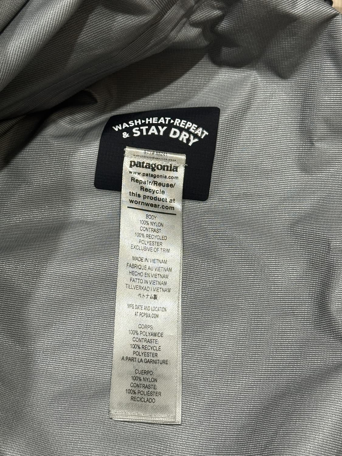Patagonia Torentshell 3L rain jacket 상품이미지4