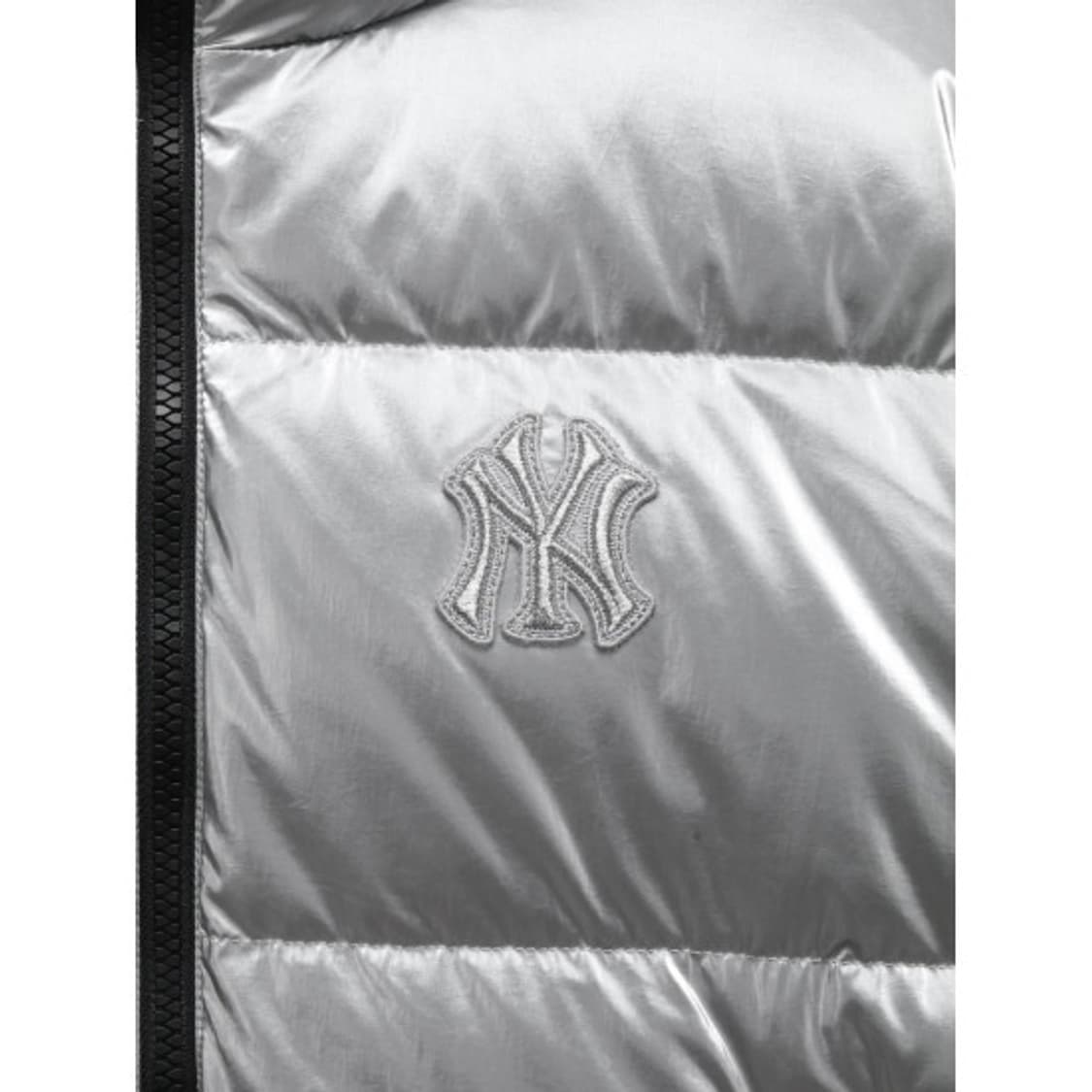 MLB 뉴욕 양키스 실버 푸퍼 패딩 덕다운 상품이미지2