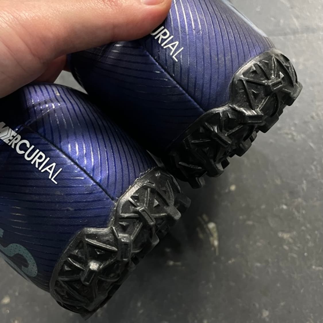 260 나이키 머큐리얼 베이퍼 13 풋살화 상품이미지4